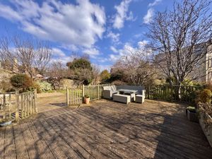Photo 33- click for photo gallery